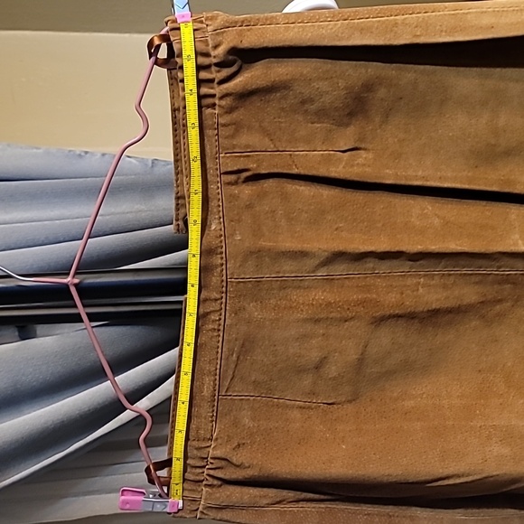 (Leather) Genuine Leather Suede Camel Whiskey Colored Skirt. - Picture 5 of 8